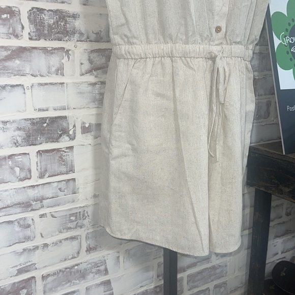 Gili shorts romper large - Picture 3 of 6